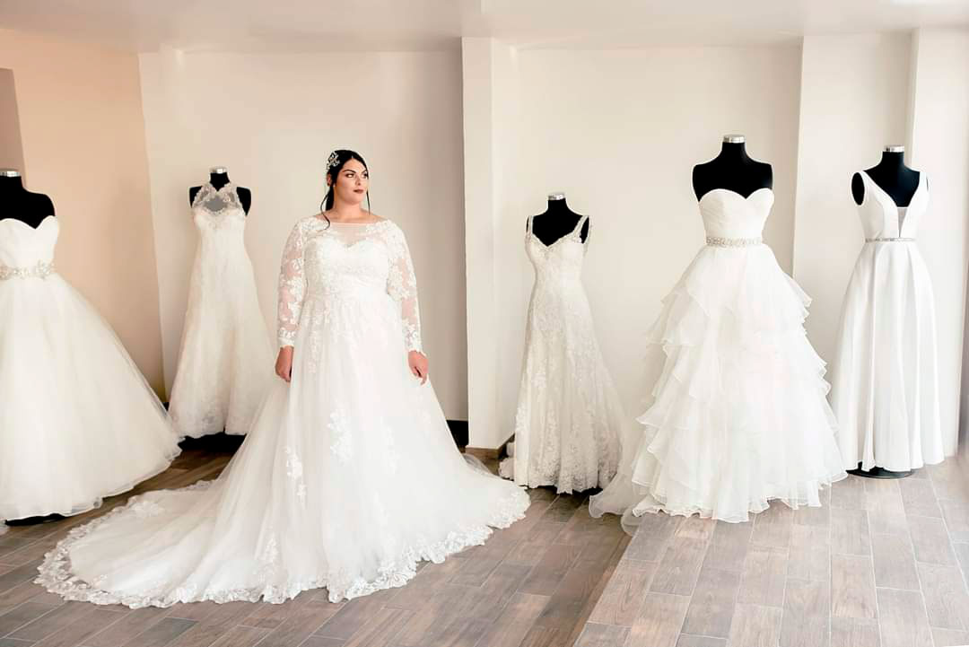 Vestidos de novia plus size nuevos y seminuevos | Lovely Dress Bridal Boutique